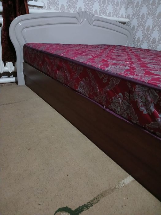 Продам спальню !