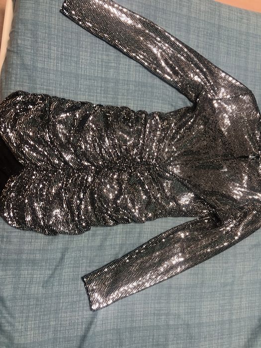 Официялна рокля