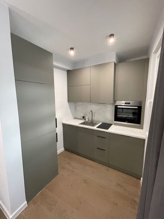 Дава се под наем Двустаен апартамент в Варна, Левски - 65 кв.м за 918 € - Снимка #2