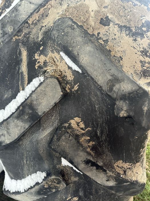 Vand cauciucuri tractor