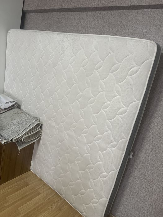 Матрас  180*200  самовывоз