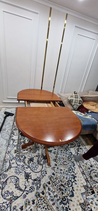 Стол гостевой раздвижной