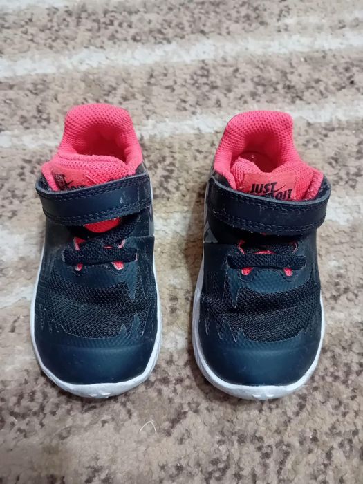 Adidași copii marime 21 fata