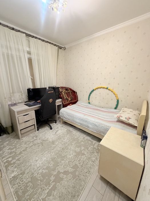 Sotiladi‼️Yunusobod-14 kv 51 dom‼️4/4/5 narx-108.000.ye