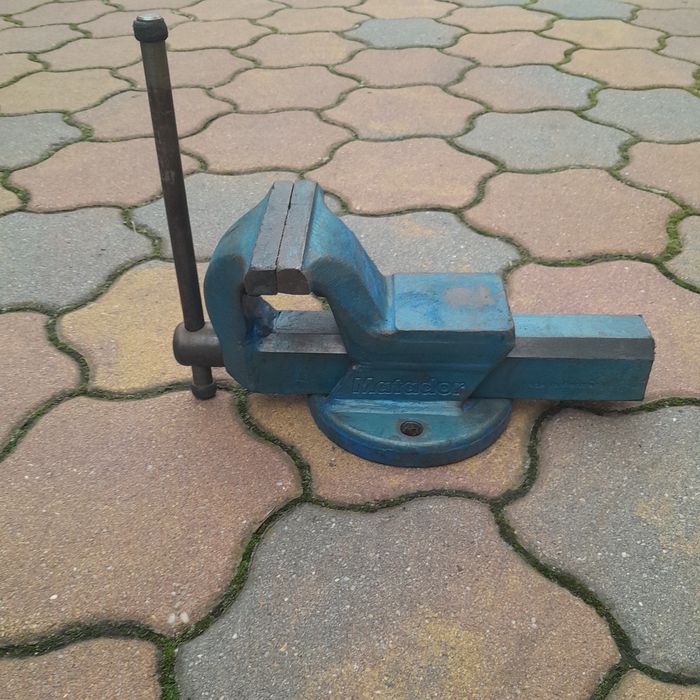Vand menghina import