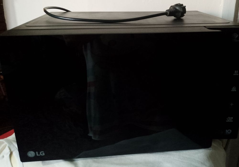 Микроволновая печь LG