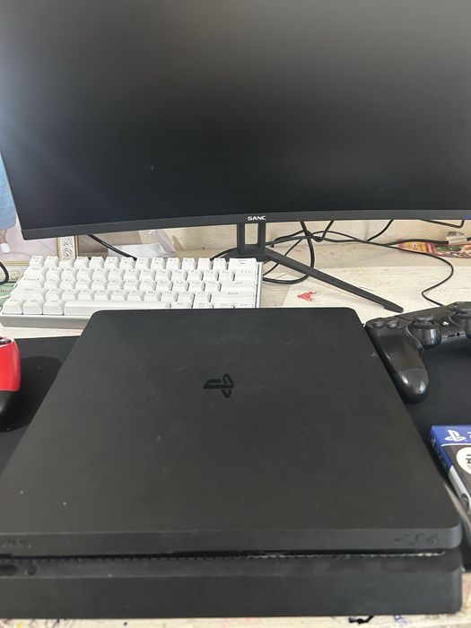 playstation4 slim