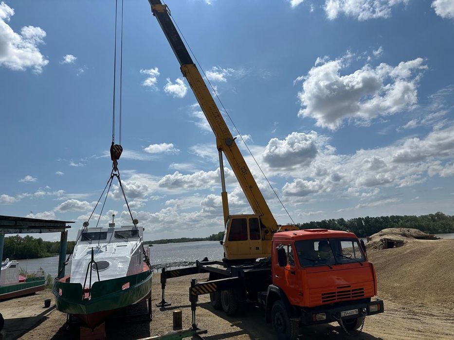 Автокран Ивановец 25 т