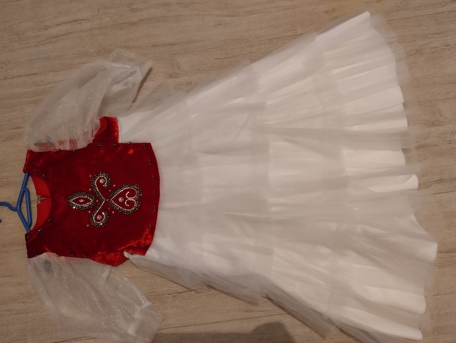 Казакша койлек сатылады.