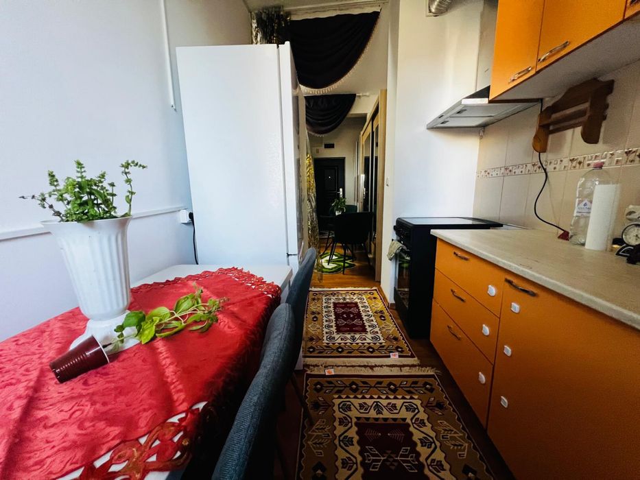 Vand apartament etajul 1 ared uta