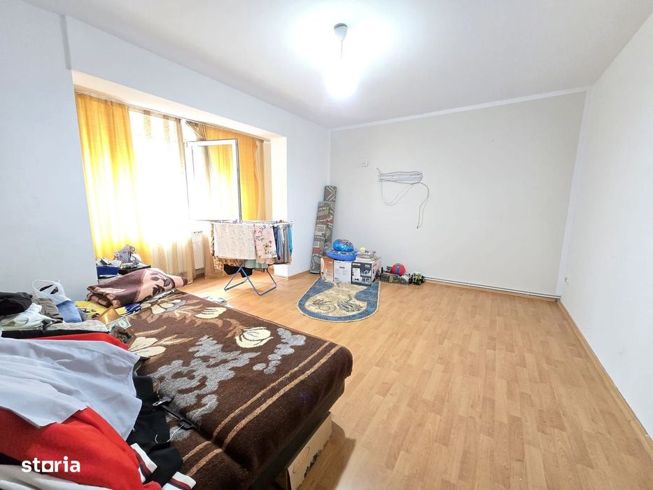 Apartament 3 camere decomandate, zona Manastur-Piata Flora