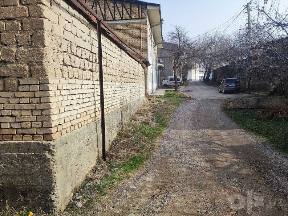 Угловой участок 6 соток в Учтепинском районе
