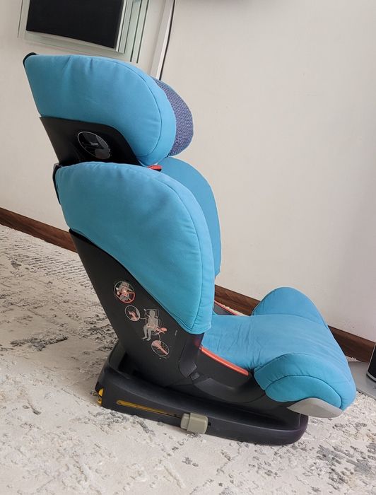 Продам автокресло MAXI COSI