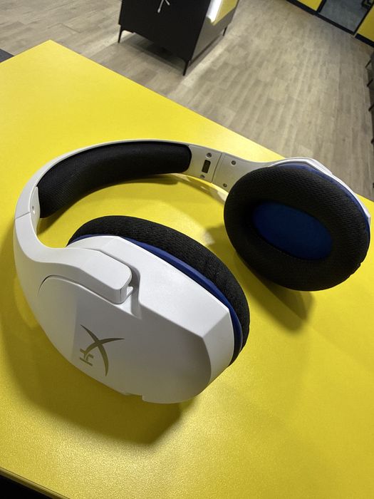 Игровые наушики HyperX Cloud Stinger Core Wireless