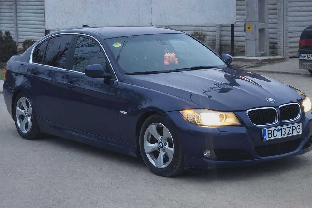 BMW 3 Series 2012 — imagine 4