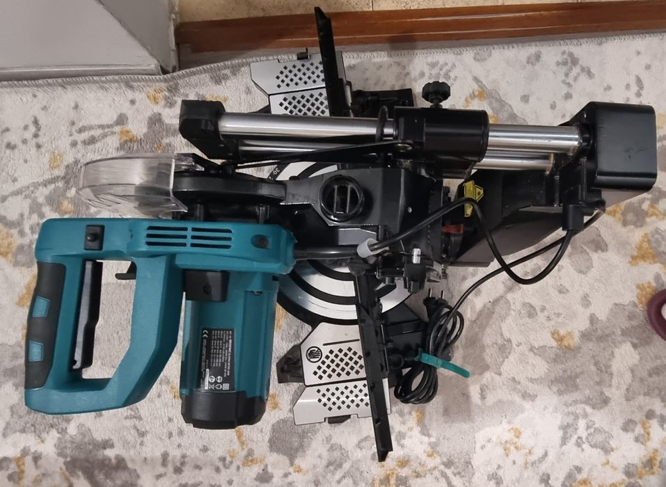 Настолен цирколяр Vonroc 1800w