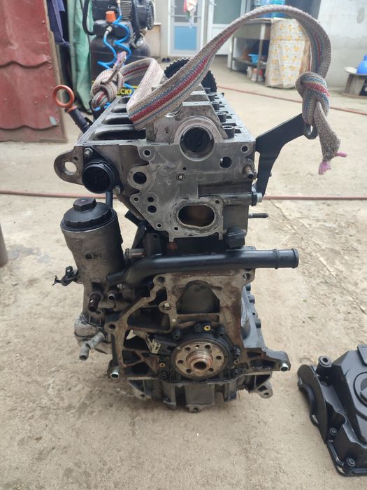 Motor Golf 5 BLS 2009