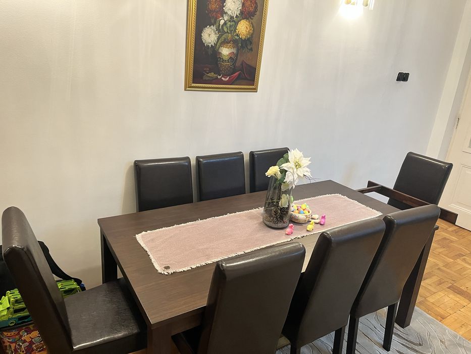 Set de living cu masa si scaune Venetia