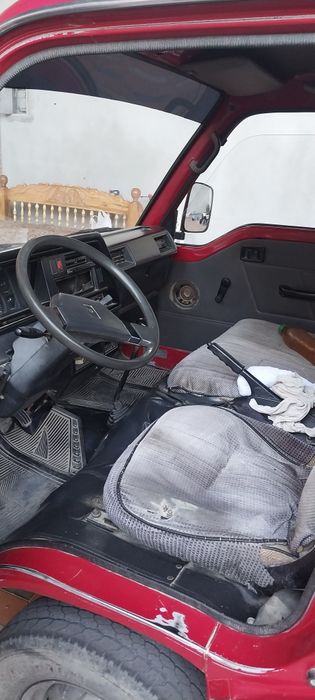 Nissan urvan sotiladi naxadu xama narsasi radnoy mator karobka naxadu