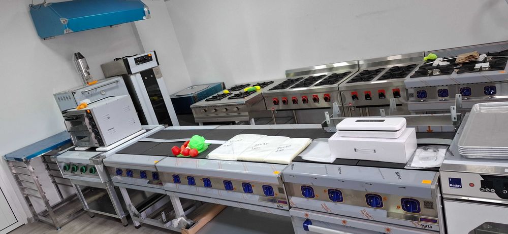 оборудование для кафе и ресторанов холодильник нержавейка (первый рук)