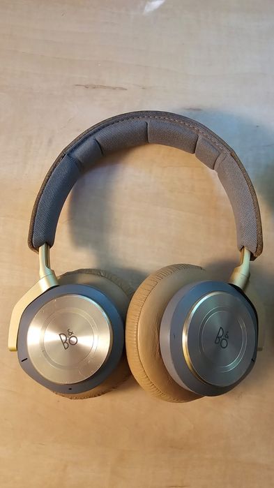 Casti BANG & OLUFSEN h9 3rd generation