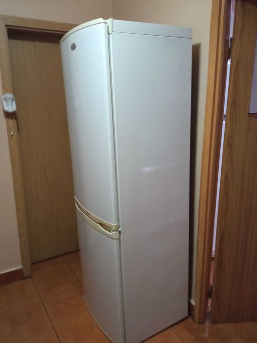 Urgent combina frigorifica Whirlpool cu 2 motoare