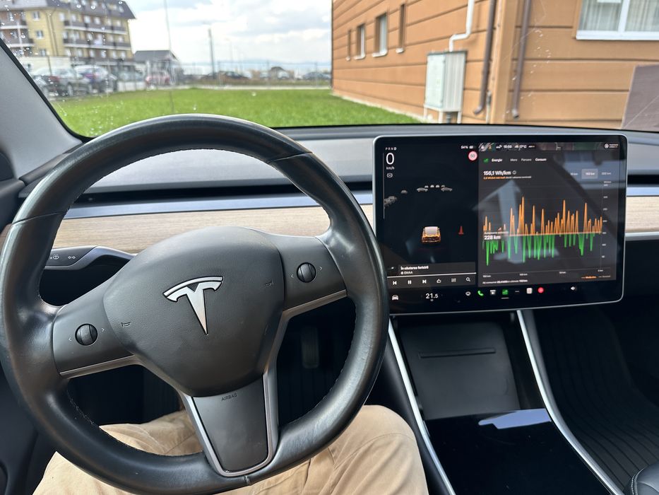 Tesla model 3 long race in garantie