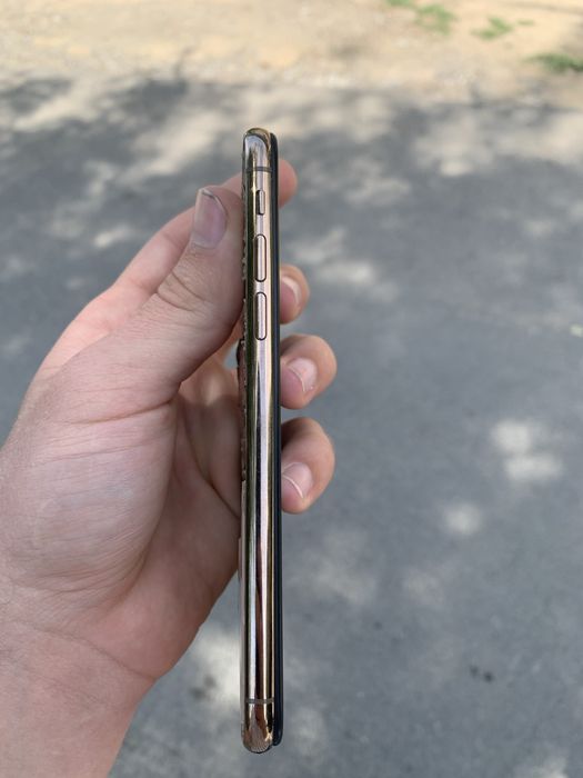 продам iPhone xs {64гб}