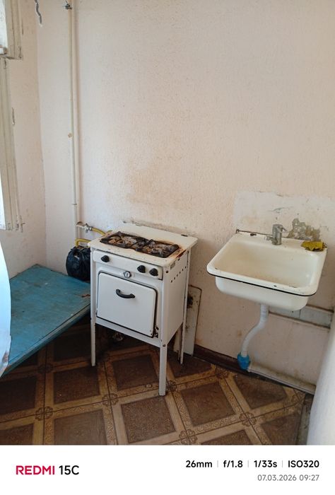 3-мн 1 хонали квартира 2- этаж ижарага берилади.