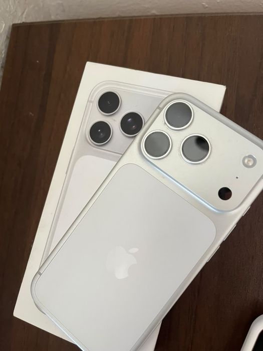 iPhone 17 Pro 256GB, срочно продаю