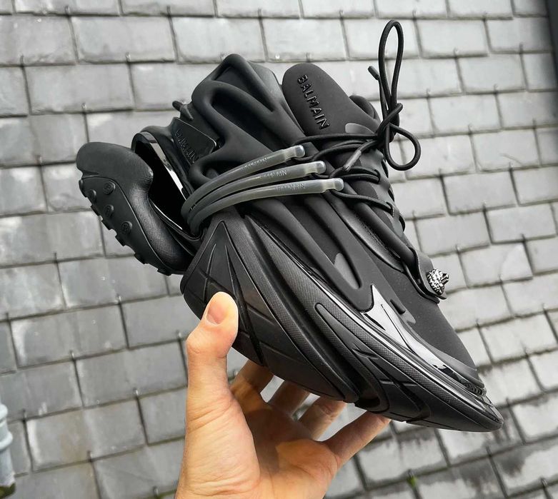 BALMAIN Unicorn ## STOCK NOU ## (40-43)