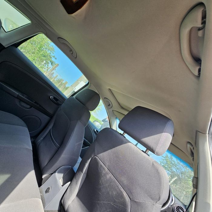 •Продавам Seat Leon 1.9 105кс BKC на ЧАСТИ Сеат леон и над 16 Голф 5ци