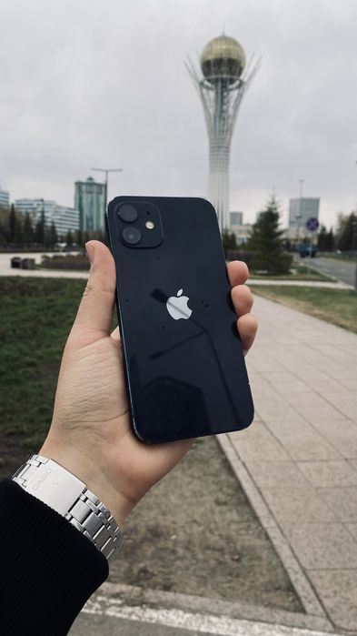 iPhone 12 64GB 79%
