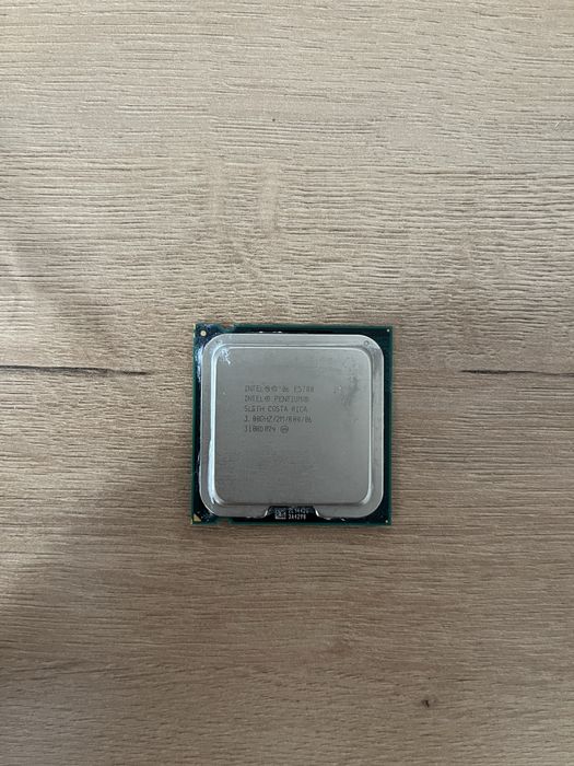 Процессор pentium E5700