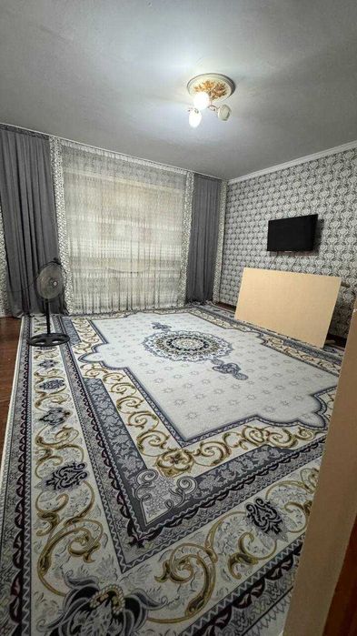 Продаётся квартира Юнусабад4 3 ком 3 этаж ориентир Круг, Автосалон