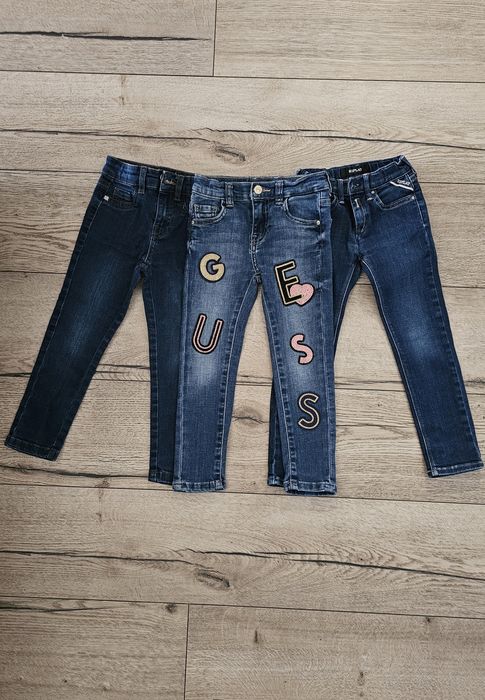 Детски дрехи на Guess