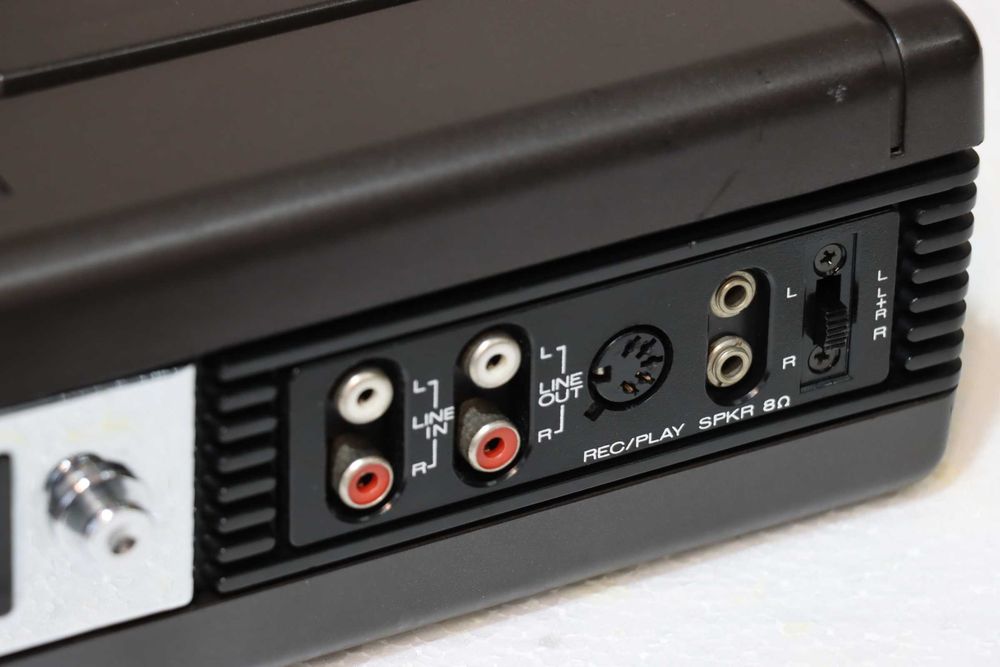 Deck portabil Superscope CD-330 (Marantz) – 3 Capete.