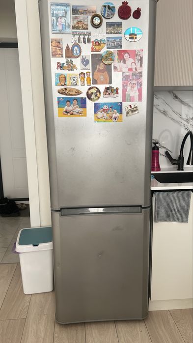 Продам холодильник Indesit, двухкамерный, б/у