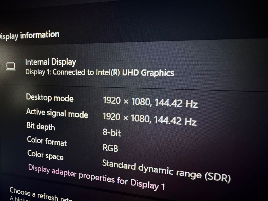 15.6 144hz /RTX 4050 6gb /i5 12450H /1000GB SSD / CYBORG