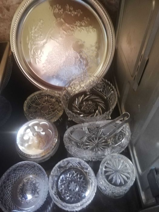 Кристален Сервиз от 7 части със сребрист поднос