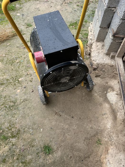 Kalorifen pechka sotiladi