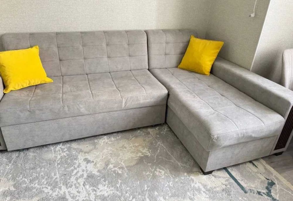 Продаю диван в хорошем состоянии