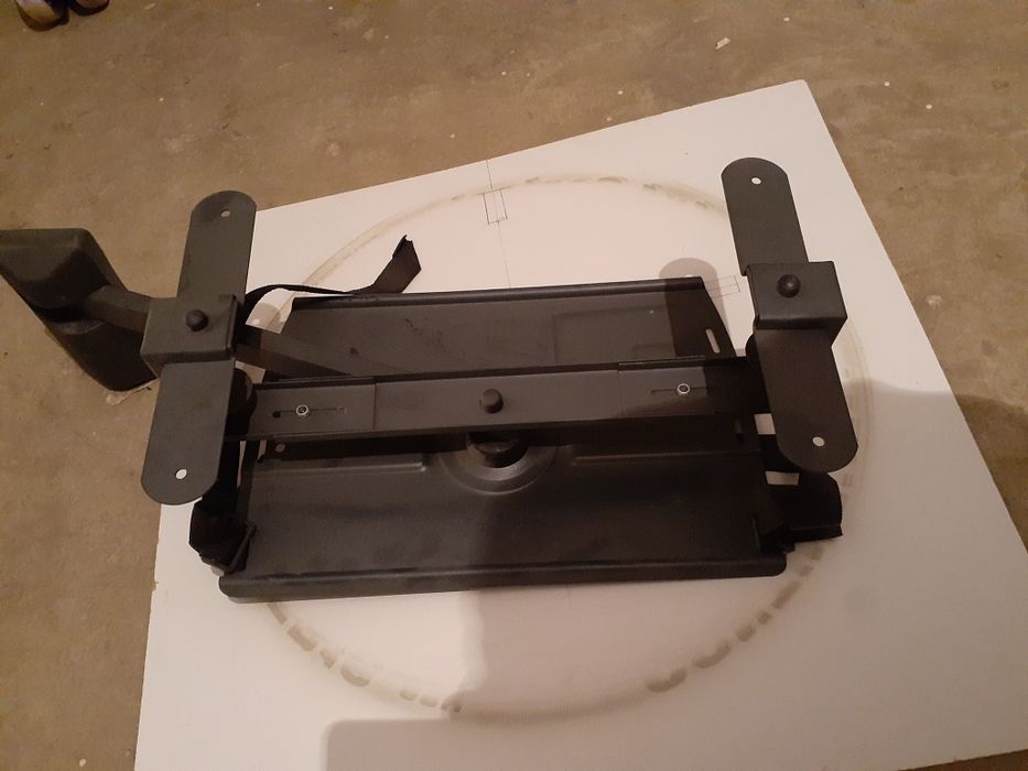 Кронштейн для телевизора и микровалновк