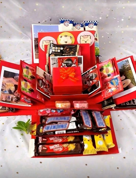 Torturi din dulciuri ambalate