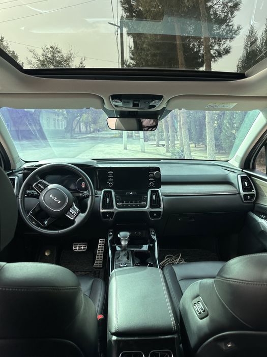 Kia sorento sotiladi