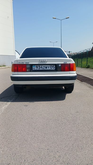 Продам машину Ауди S4