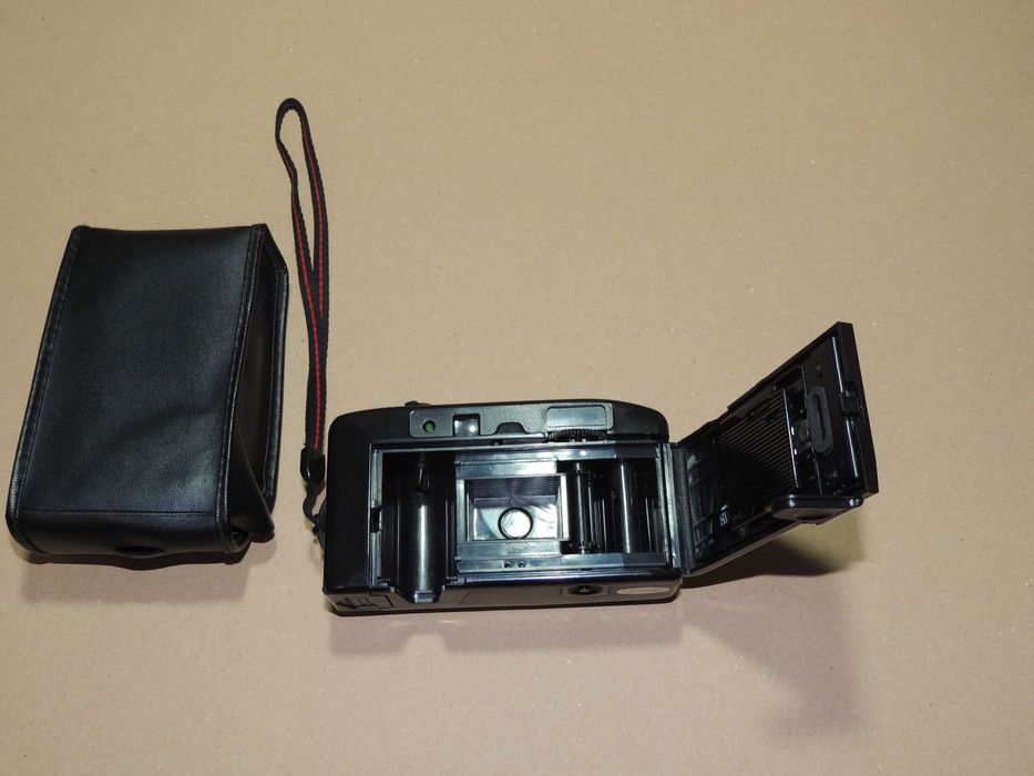 Антена за телевизор  Юность 420В.   Фотоапарат SKINA SK-107 -.4.60 €