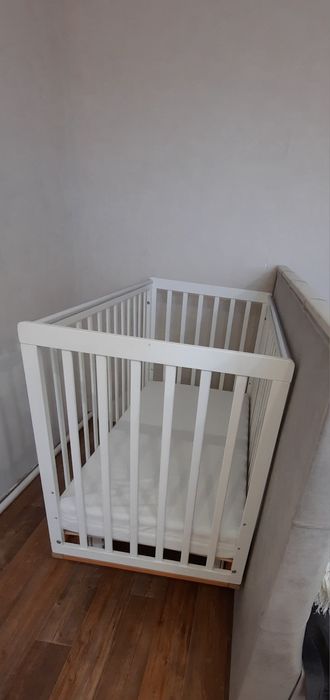 Кроватка детская + матрас