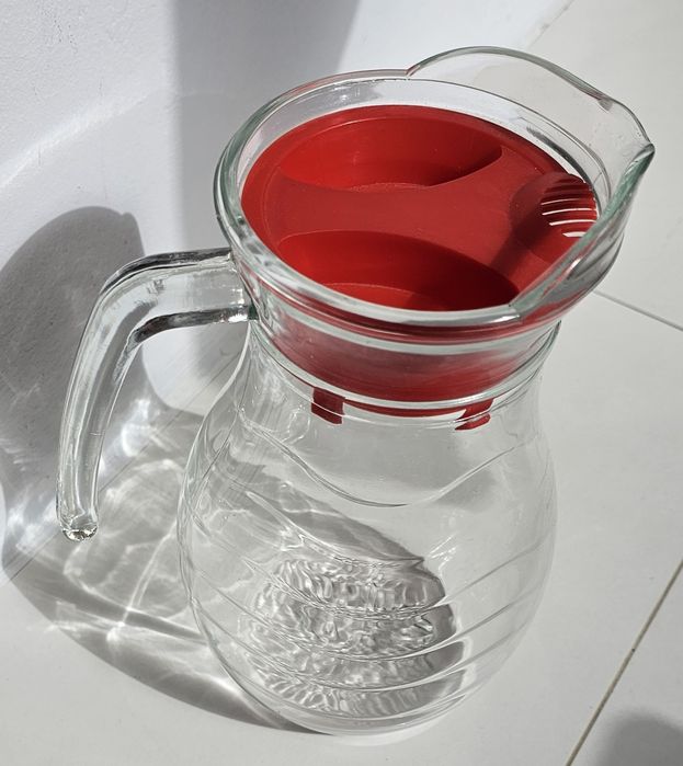 Стъклена кана за напитки 1 литър