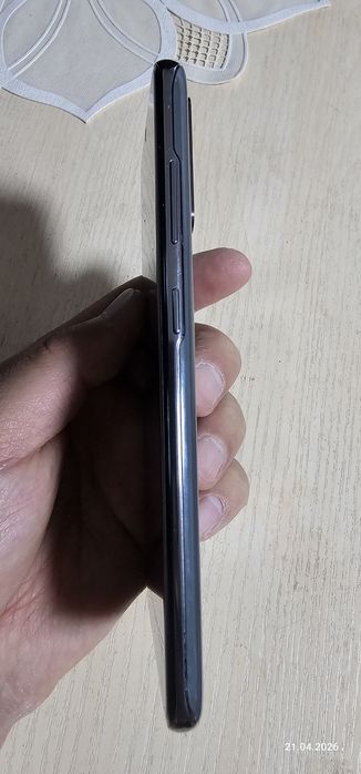 Продам Самсунг С20 (Samsung S20)